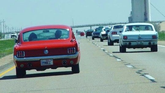 Cross-country drives celebrate Mustang’s 50th