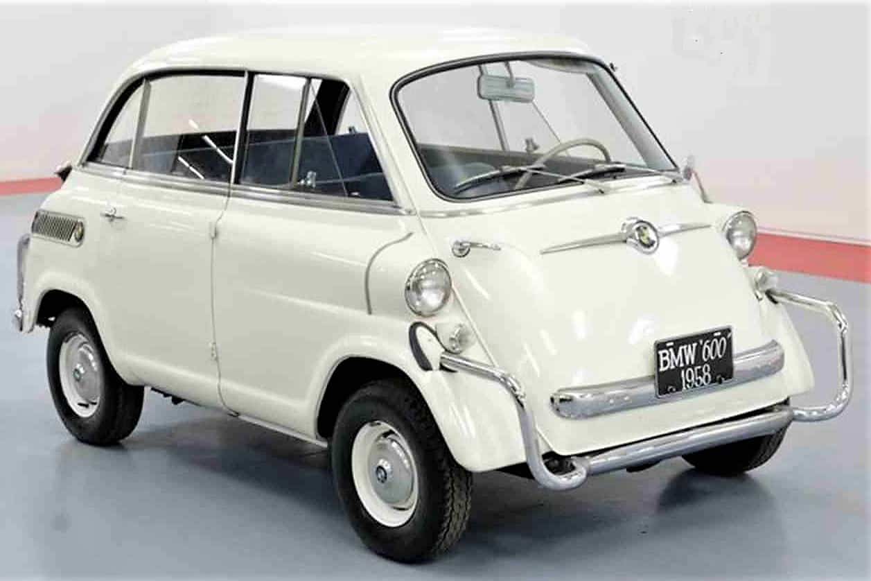 The Limo adds two feet and two seats to the standard BMW Isetta