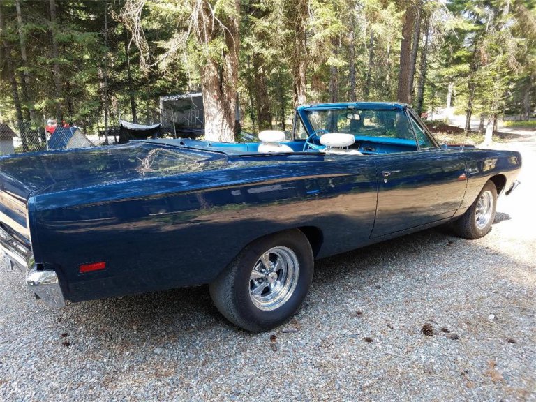 Pick of the Day: 1969 Plymouth Road Runner drop top– Meep-Meep!