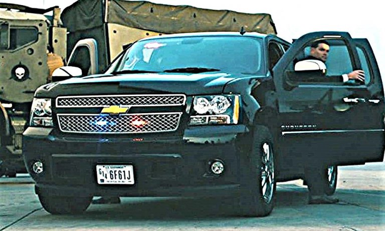 Chevy Suburban receives Hollywood star for its many film and TV roles