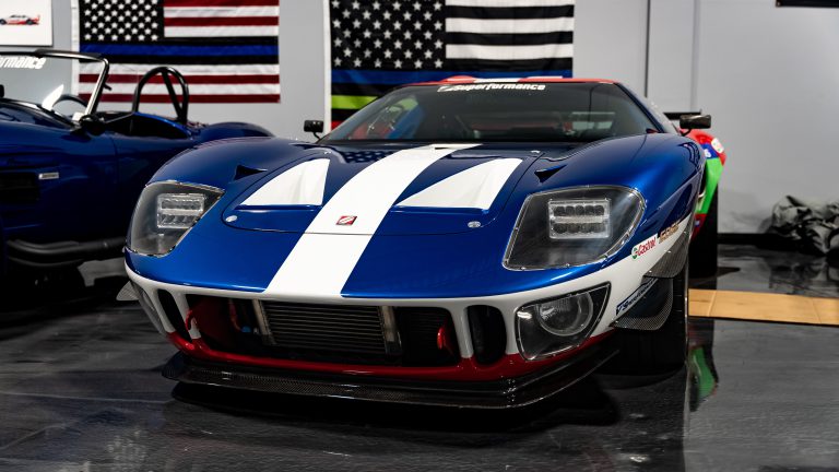 Superformance: GT40s are as Good as it Gets