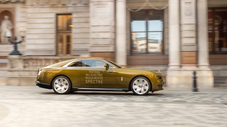 Rolls-Royce Spectre Completes Testing