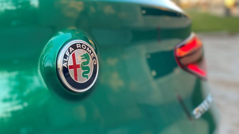 Mystery Alfa Romeo teased for August 30 debut