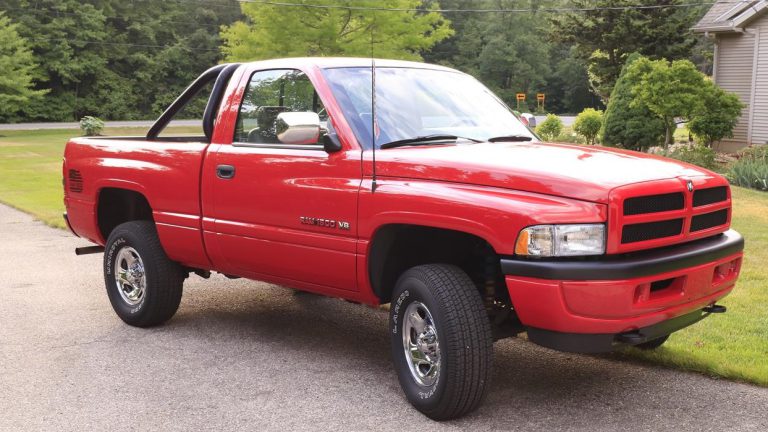 Pick of the Day: 1994 Dodge Ram 1500 4×4