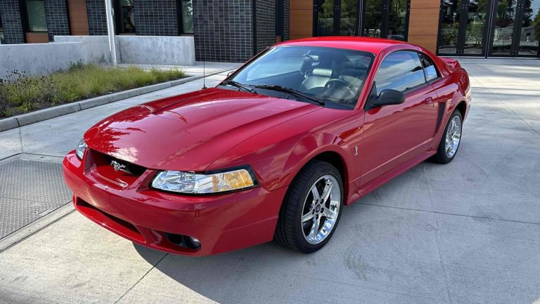 Pick of the Day: 1999 Ford Mustang SVT Cobra