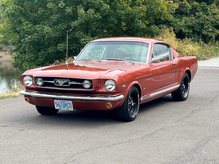 AutoHunter Spotlight: 1966 Ford Mustang Fastback