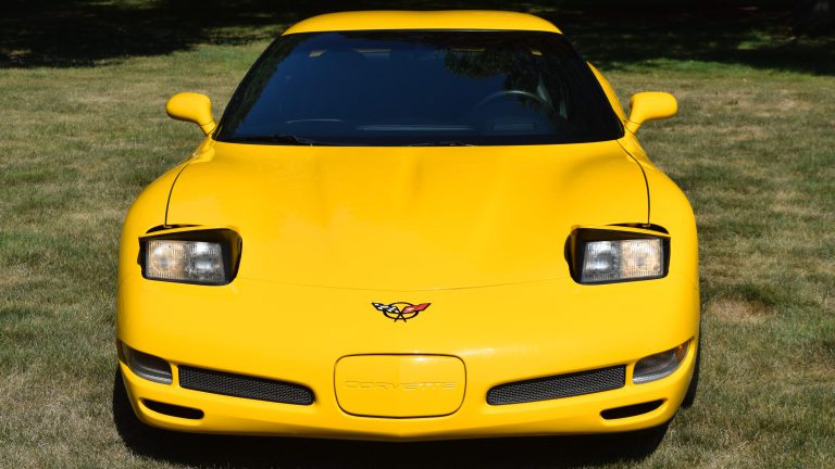 AutoHunter Spotlight: 2004 Chevrolet Corvette Z06