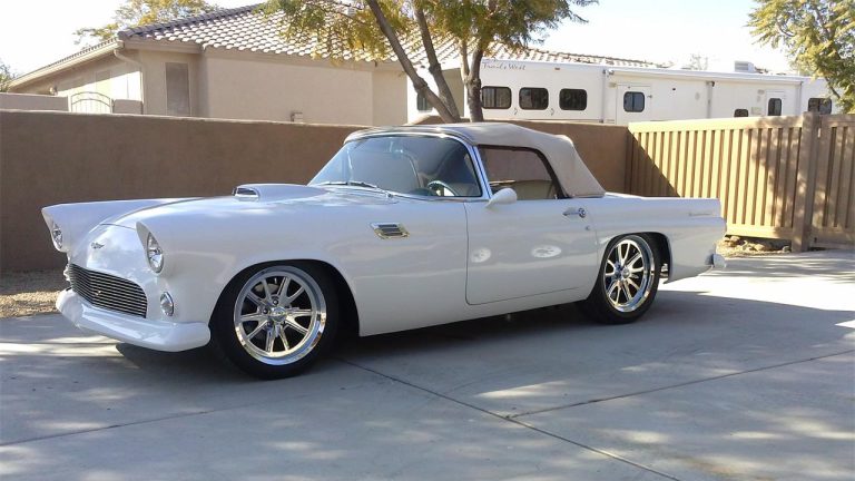 Pick of the Day: 1955 Ford Thunderbird