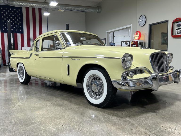 Pick of the Day: 1959 Studebaker Silver Hawk