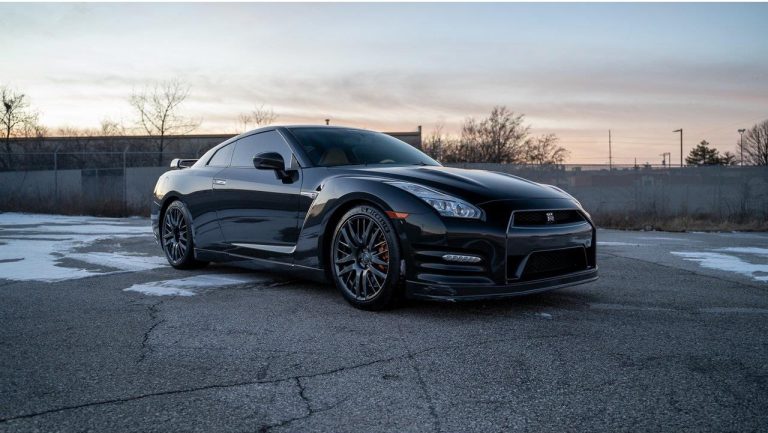 Pick of the Day: 2016 Nissan GT-R